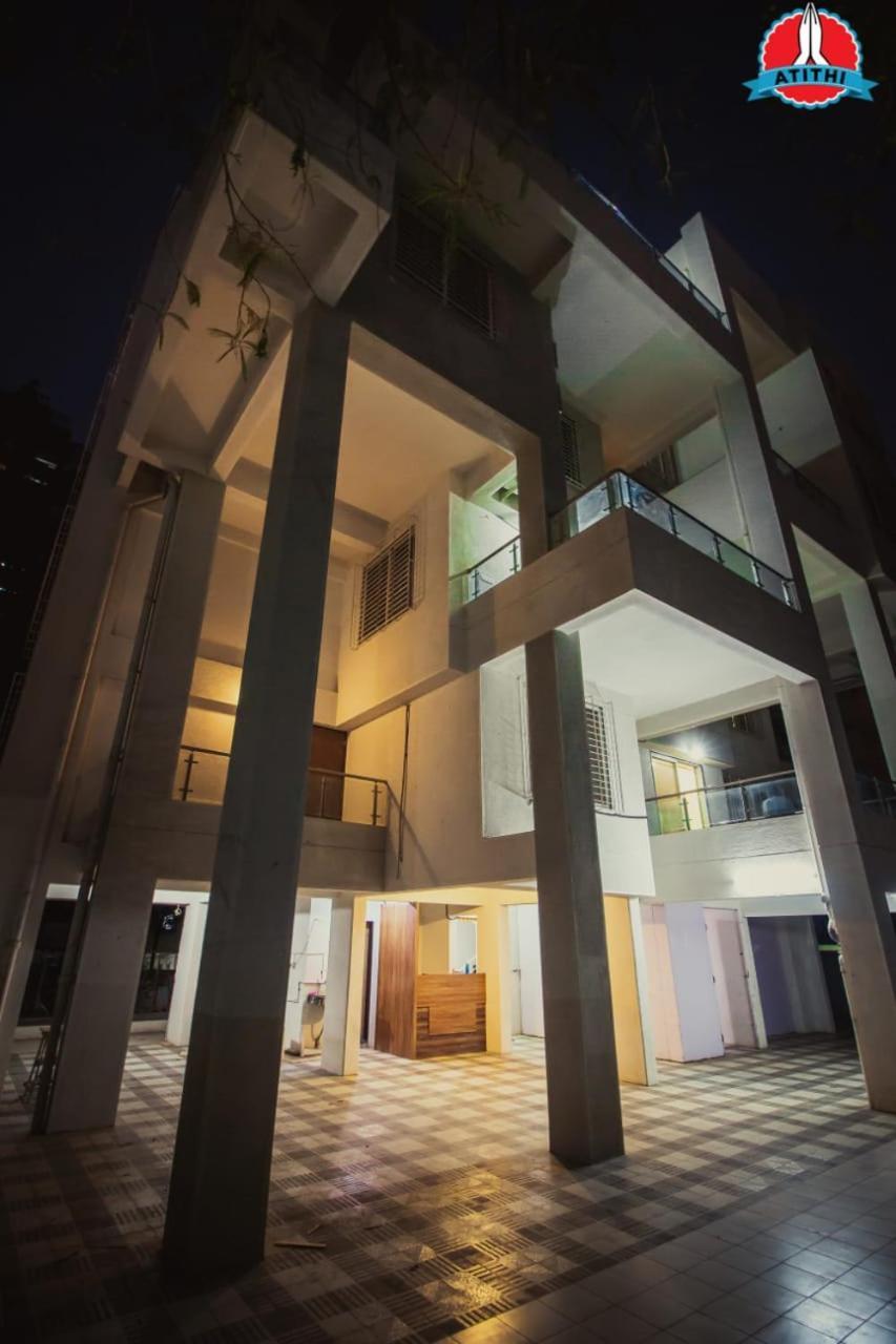 Atithi Service Apartment Pune Esterno foto